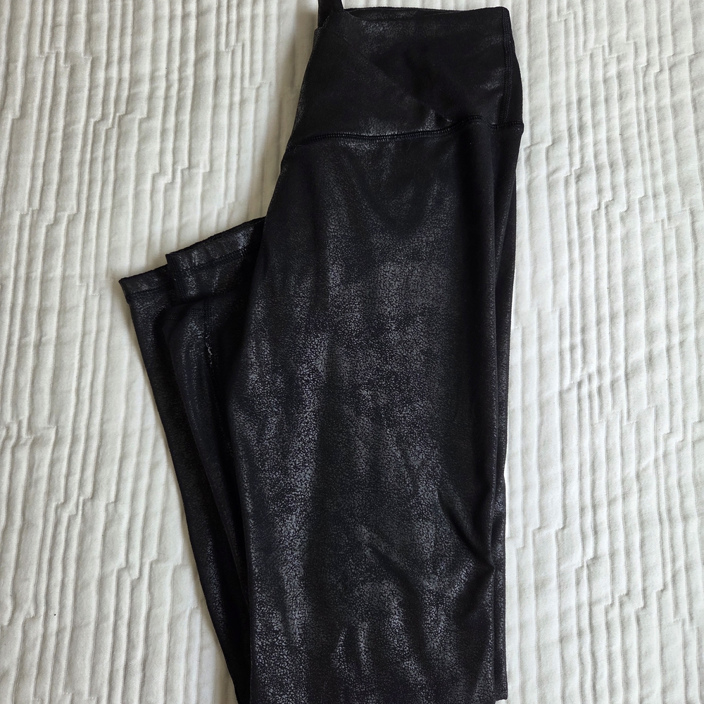 Shiny Black Leggings